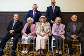 2018-10-15_Melbourne centenarians kick up their heels 1.jpg 2018-10-15_Melbourne centenarians kick up their heels 1.jpg