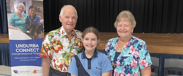 Bud, Elaine and their great granddaughter Tahlullah.jpg Bud, Elaine and their great granddaughter Tahlullah.jpg