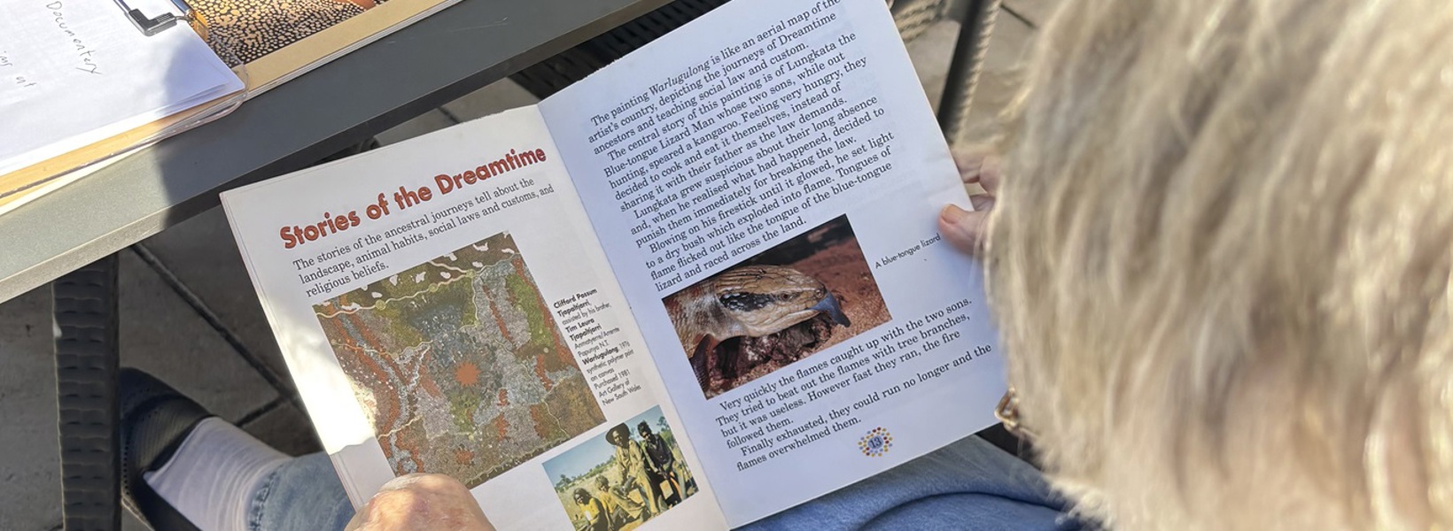 Deirdre reading Desert Dreamings.jpg Deirdre reading Desert Dreamings.jpg