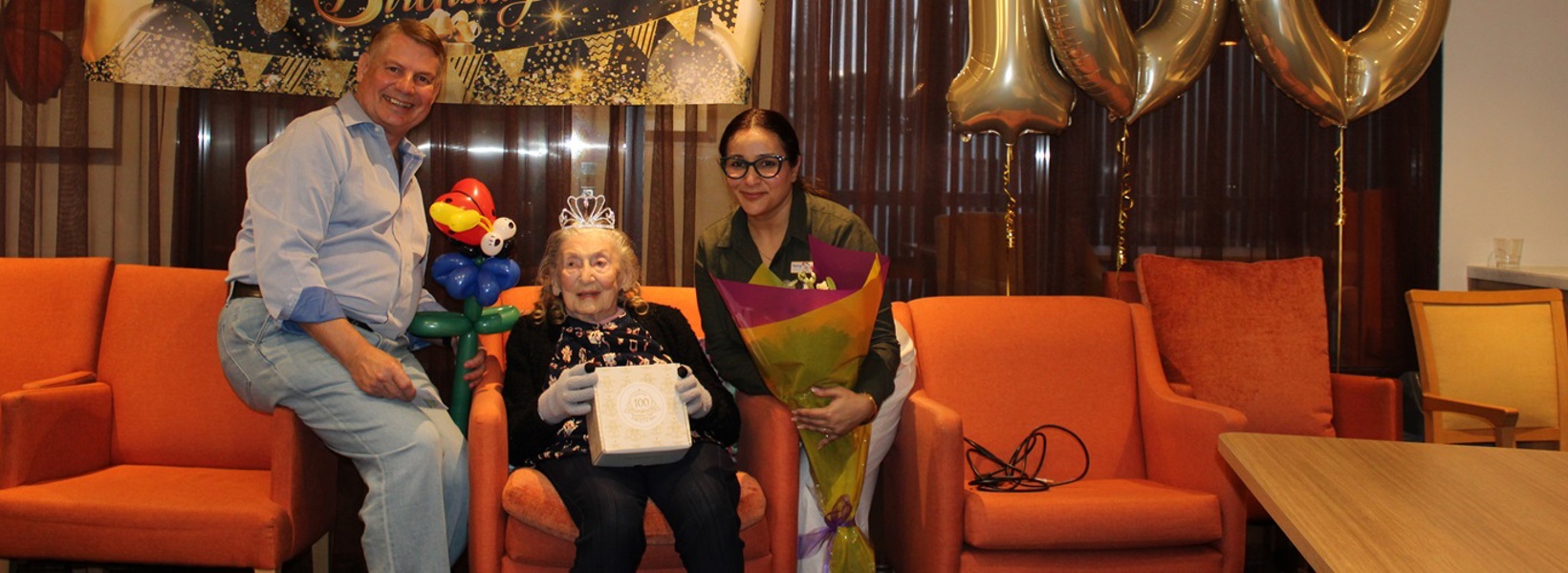 Hella's 100th bday.jpg Hella's 100th bday.jpg
