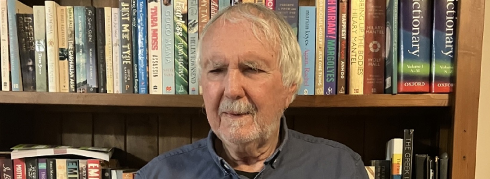 Les just published his third book.jpg Les just published his third book.jpg