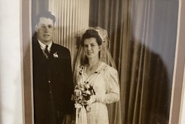 Maureen and her husband_.jpg Maureen and her husband_.jpg