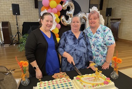 Sharon celebrating with her team_.jpg Sharon celebrating with her team_.jpg