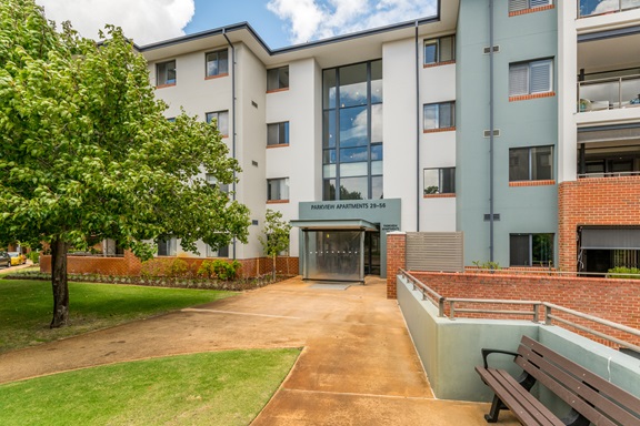 001_Open2view_ID989217-42-16_Freedman_Road__Menora.jpg