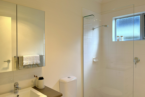 Martha Cove_Unit28_576 x 384_06