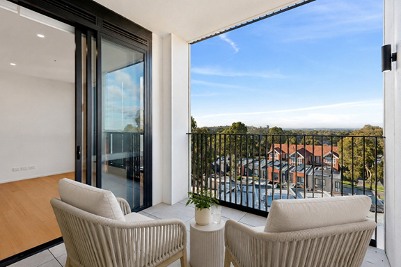 Callisto Place_Apt508_576 x 384_03