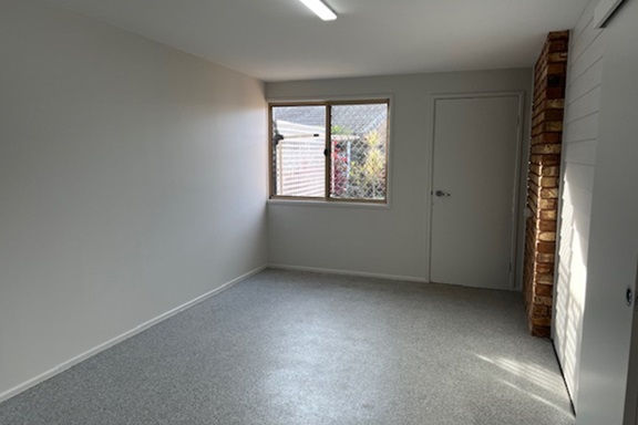 Fernhill Unit 5 Garage.jpg